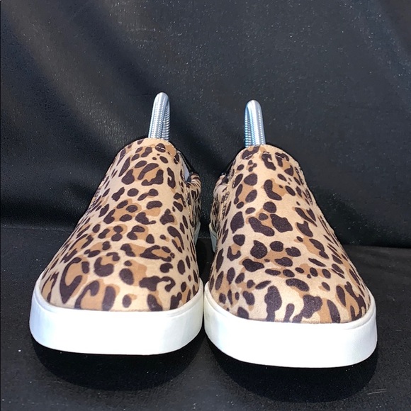 Dr. Scholl’s Be Free Leopard Print Slip On - Picture 2 of 6